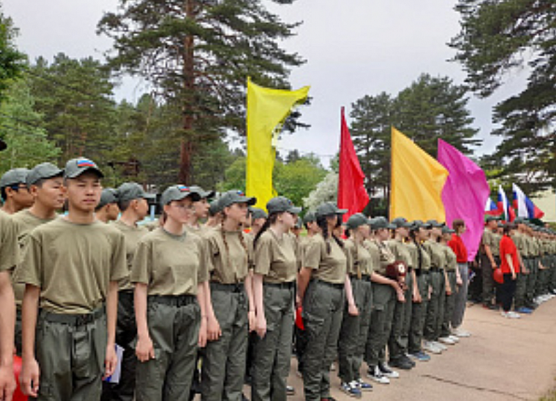 В День России в Улан-Удэ открылась первая военно-патриотическая смена