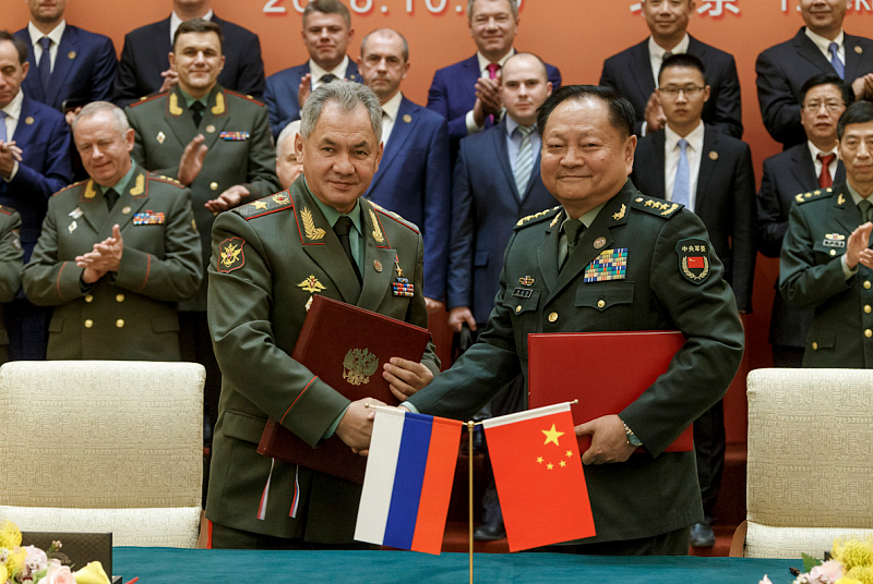 Китай будет совместно с РФ реагировать на угрозы в области безопасности