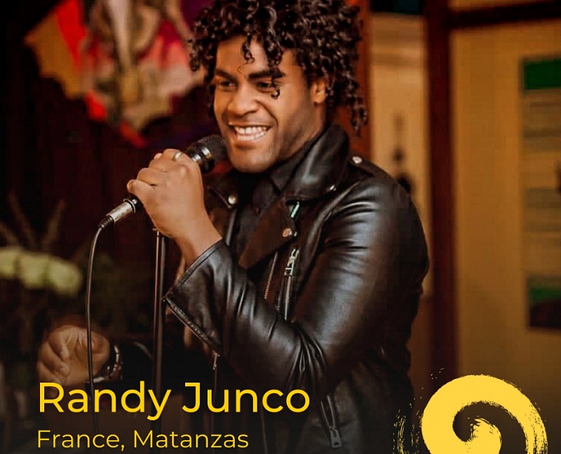Кубинский певец Рэнди Хунко исполнит бурятские песни