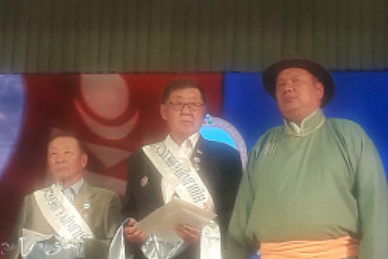 Валерий Цыремпилов стал Почетным гражданином Селенгинского аймака Монголии