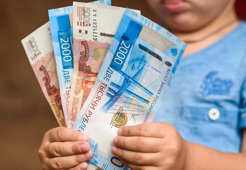 Правительство направит регионам ещё более 21,5 млрд рублей для выплат на детей от трёх до семи лет
