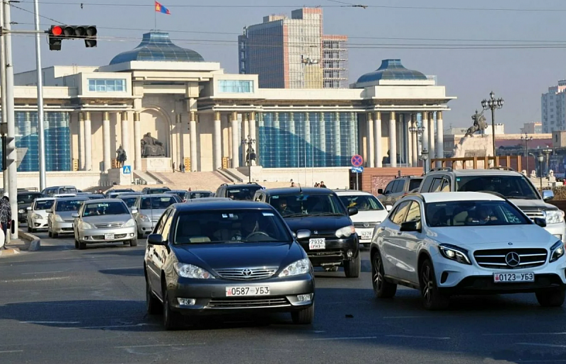 В Монголии водителям до 1 февраля 2024 года запретили ежедневно участвовать в дорожном движении