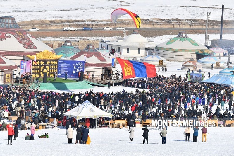 В Монголии состоялся ежегодный весенний “Праздник орлов 2024”. ФОТО