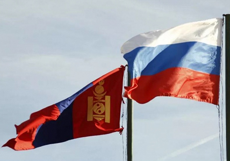 Военнослужащие ВВО пересекли границу России и Монголии для участия в международном учении "Селенга-2021"