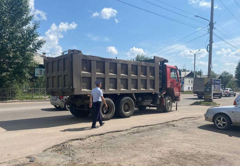 В Улан-Удэ штрафуют водителей без полога