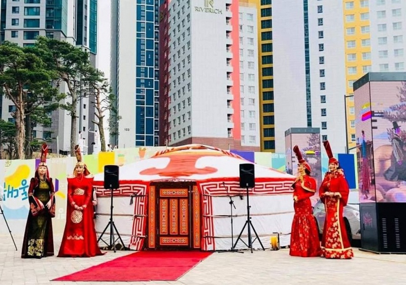 В Сеуле проходит ярмарка «Сделано в Монголии»