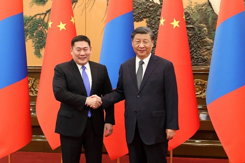 Монголия работает над организацией саммита с Россией и Китаем