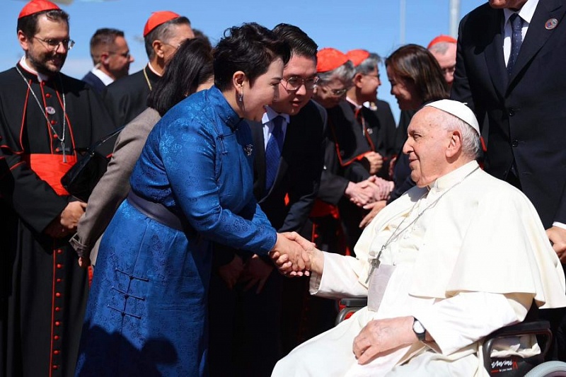 Завершился государственный визит Папы Римского в Монголию