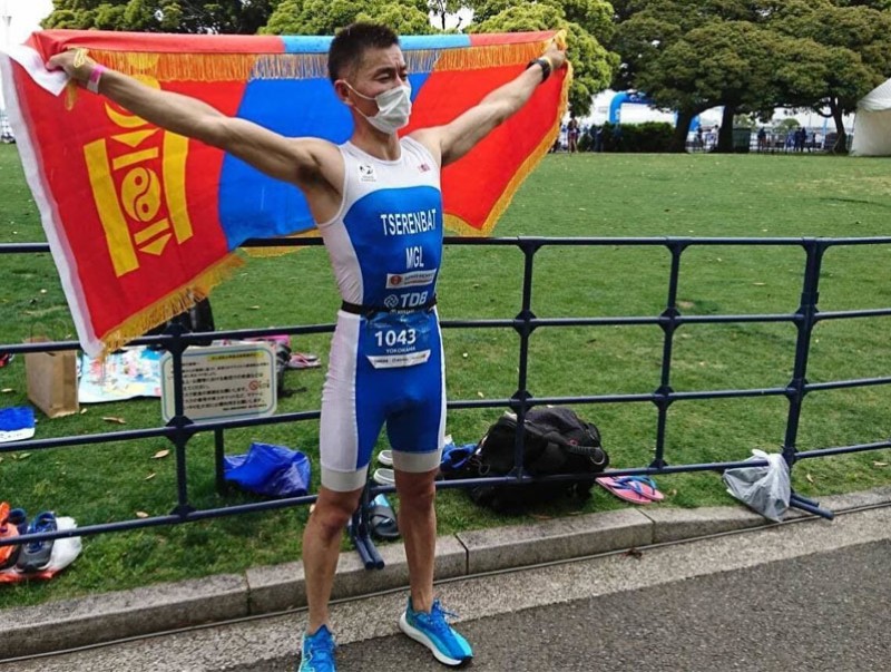 Триатлонист Ц.Цэрэнбат установил новый рекорд Монголии