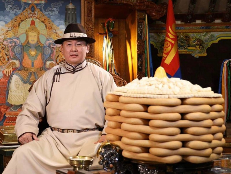 У.Хурэлсух поздравил всех граждан Монголии с праздником Цагаан сар