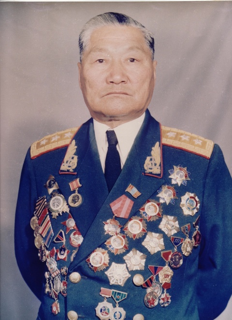 Генерал-полковник Ж.Лхагвасурэн (1979 г.)
