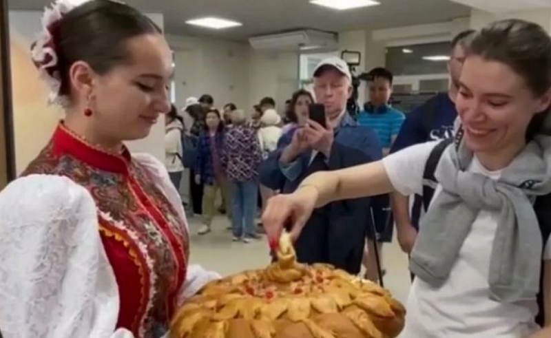 Первый рейс летней чартерной программы на Байкал прибыл в Улан-Удэ