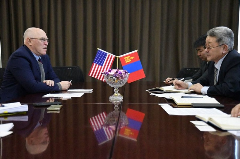Президент Академии наук Монголии встретился с послом Соединенных Штатов Америки