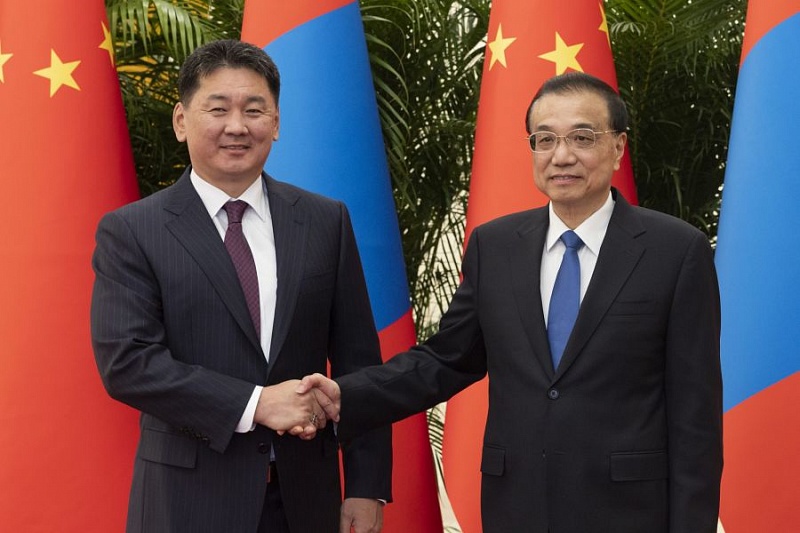 Премьер Госсовета КНР нанес визит вежливости президенту Монголии