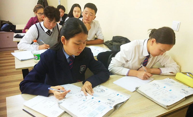 1 сентября во всех школах Монголии начнется обучение в очном и дистанционном форматах