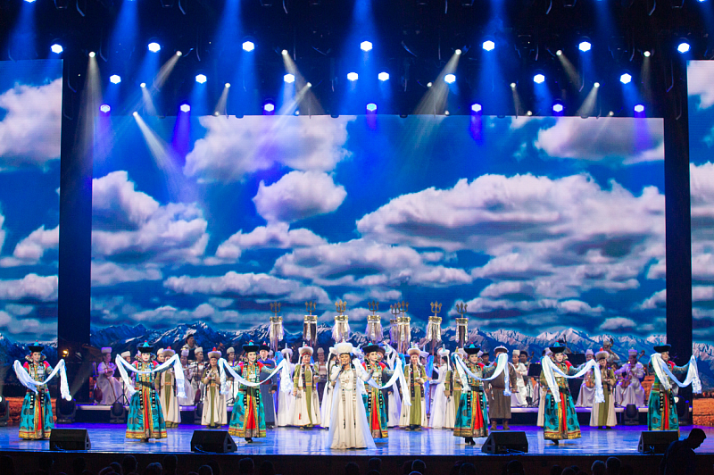 Грандиозные концерты театра «Байкал» на сцене Кремля