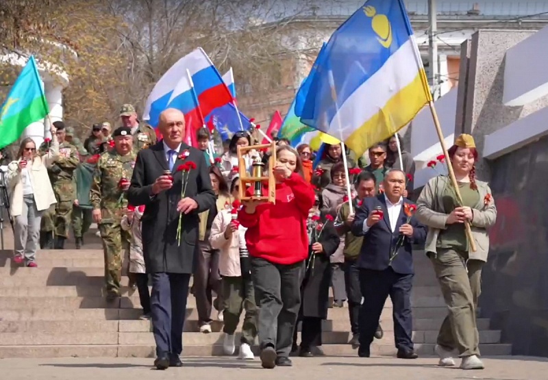 В Бурятию впервые доставили «Огонь памяти» из Москвы. ВИДЕО