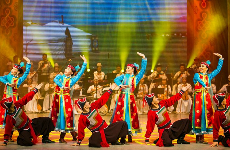 В Кабанском районе пройдут концерты театра "Байкал" ко Дню пожилого человека