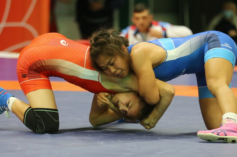 Бурятские спортсменки будут бороться за три золотые медали чемпионата России 2021. ВИДЕО