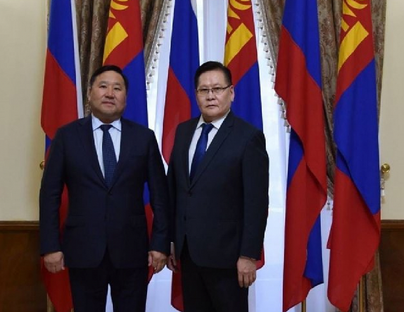 Владислав Ховалыг встретился с послом Монголии