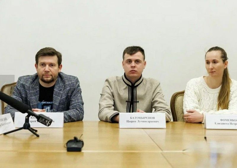 Цырен Батоцыренов представит в Москве эскиз спектакля о женском подвиге