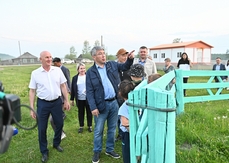 Глава Бурятии взял на контроль проблемные вопросы Баунтовского эвенкийского района