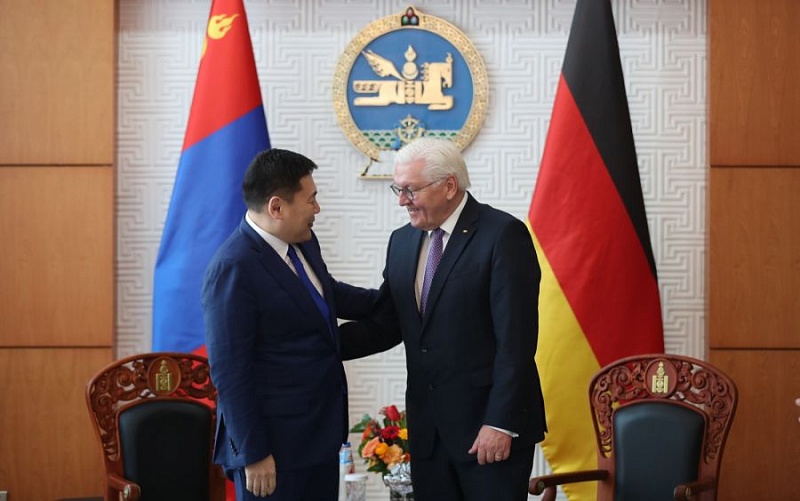 Президент ФРГ Франк-Вальтер Штайнмайер встретился с премьер-министром Монголии