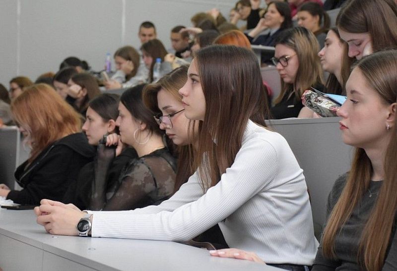 Лектории «Знания» начинают новый сезон