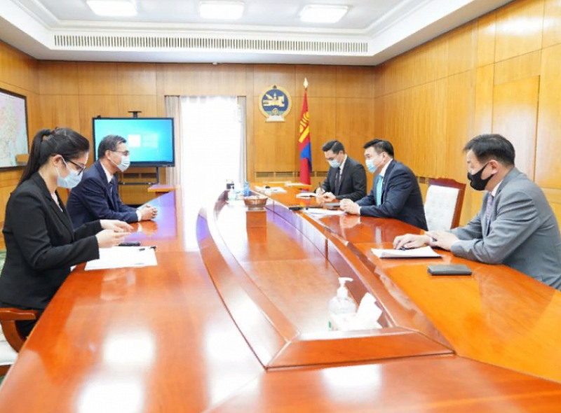 Вице-премьер Монголии встретился с послом КНР