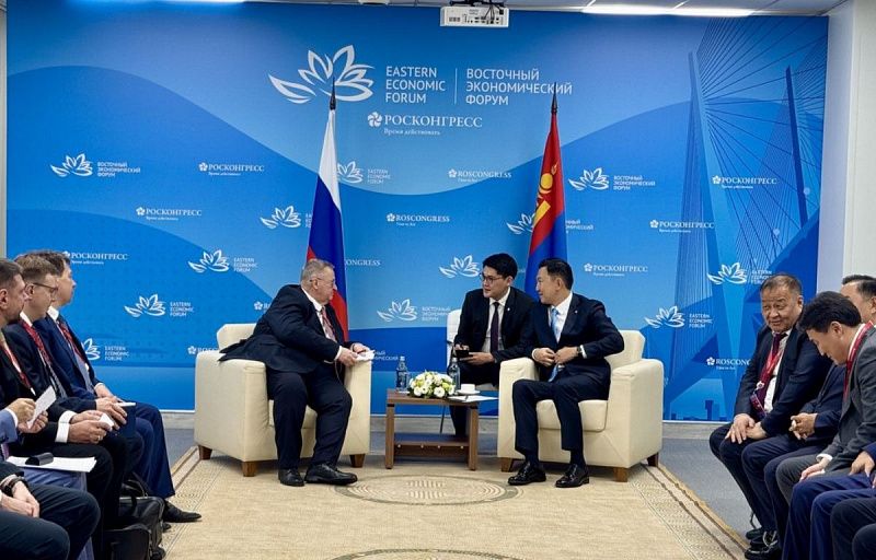 Алексей Оверчук встретился с Премьер-министром Монголии Ням-Осорын Учралом
