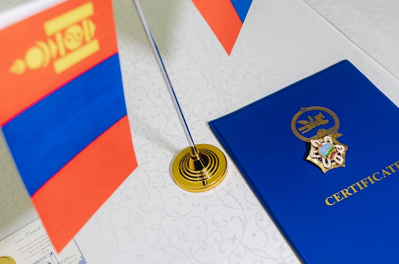 Жителей Бурятии наградили высшими государственными и общественными наградами Монголии
