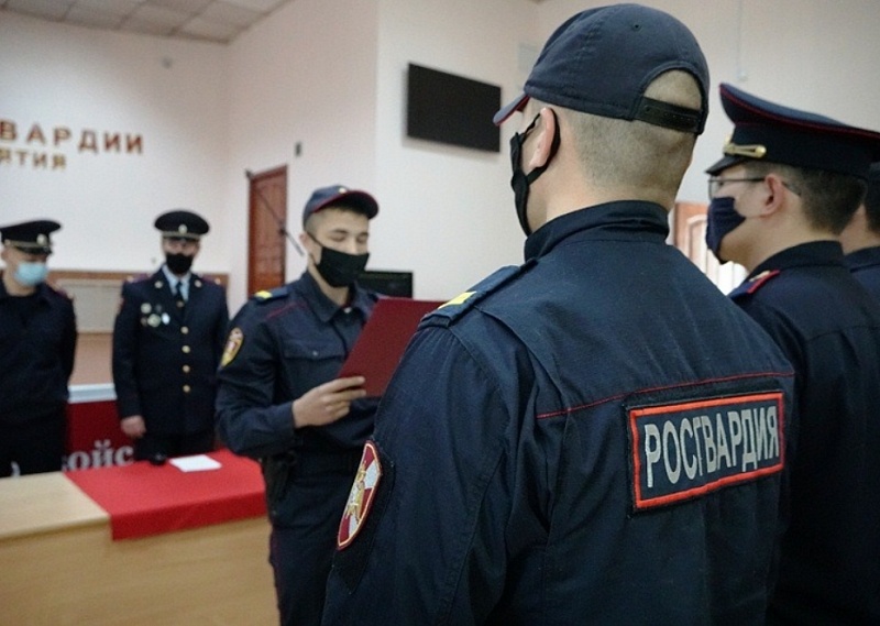 В Улан-Удэ росгвардейцы приняли присягу
