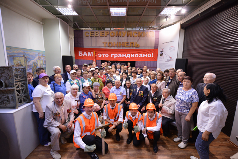 В Улан-Удэ открылась выставка «БАМ-стройка века». ФОТО