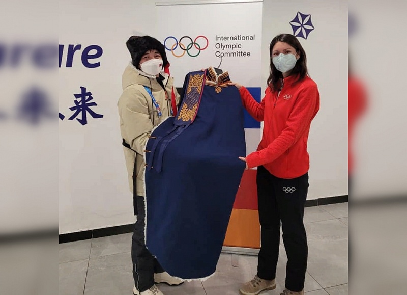 Олимпийская парадная форма монгольского лыжника выставлена в музее МОК