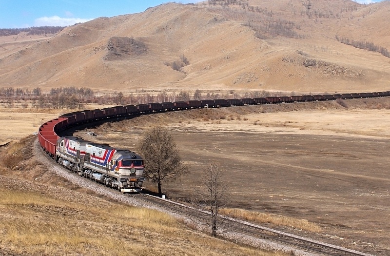 Первую часть железной дороги между Россией и КНР через Монголию запустят летом 2022 года