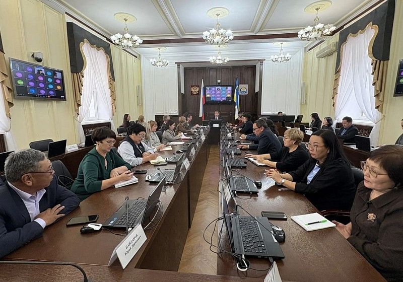 В Народном Хурале обсудили развитие малокомплектных школ Бурятии