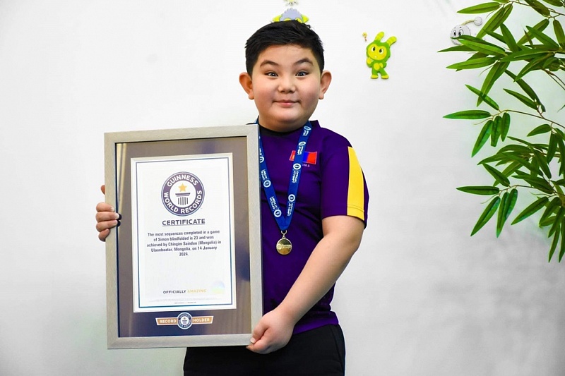 9-летний монгольский мальчик установил рекорд Гиннесса