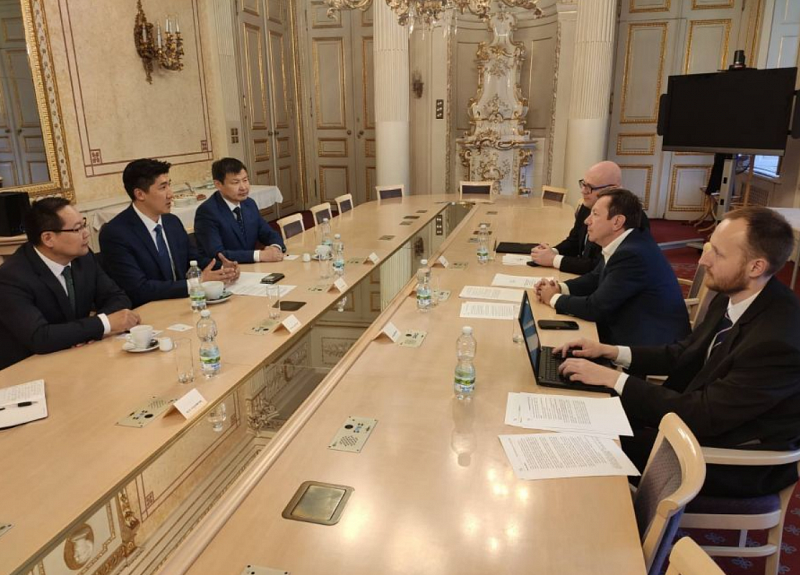 Монголия и Чехия усилят сотрудничество в сфере образования
