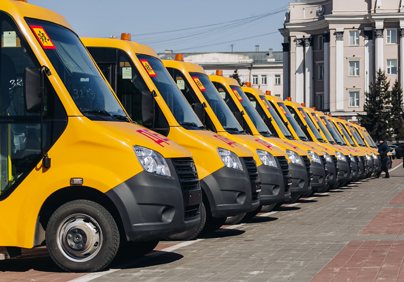 16 автобусов пополнили школьные автопарки Бурятии