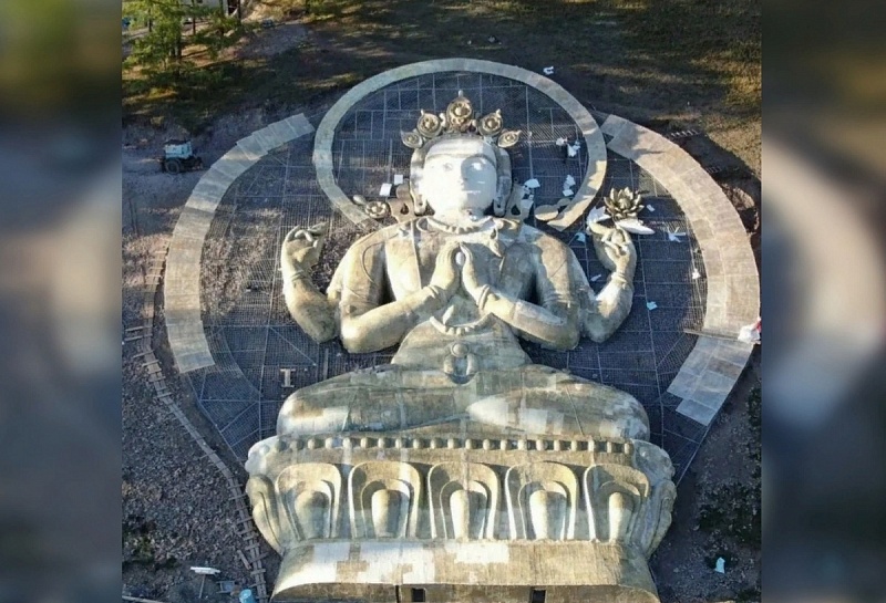 В Бурятии стала известна дата открытия 41-метровой статуи Арьяа-Баала