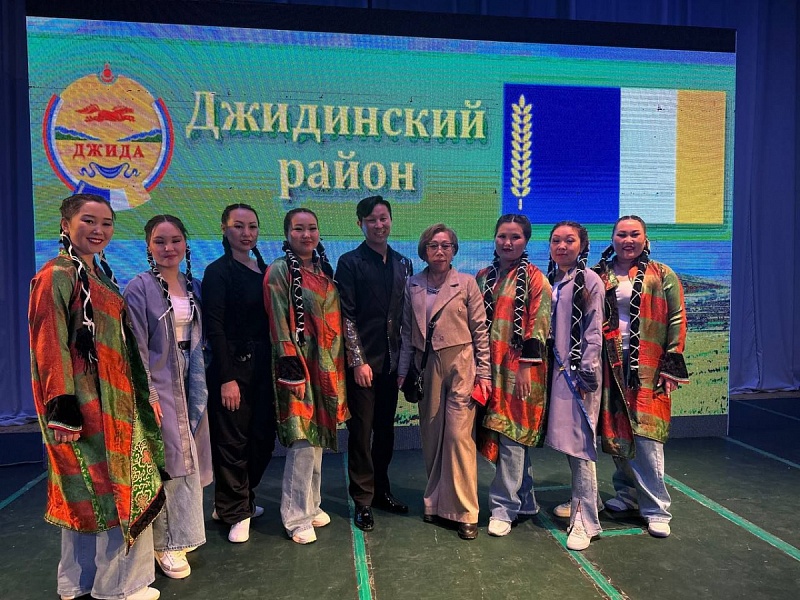 Артисты Джидинского района вновь на сцене Монголии. ВИДЕО