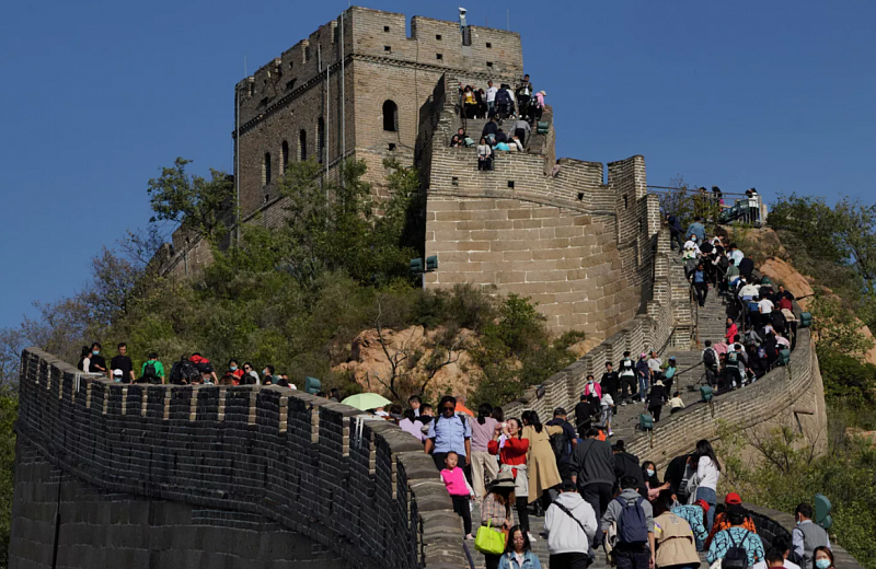 Китай ввел безвизовый режим для туристов из шести стран