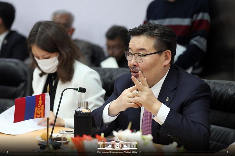 Индия уделяет особое внимание проекту строительства НПЗ в Монголии