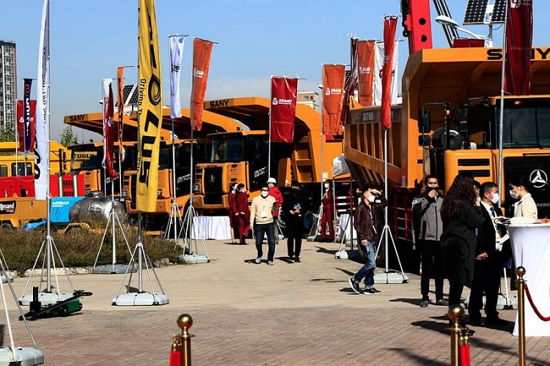 В спорткомплексе "Буянт-Ухаа" открылась выставка "Монголия Майнинг"