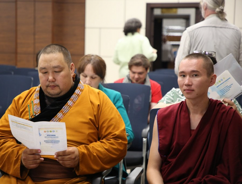В Тувинском госуниверситете открылась Школа молодых буддологов
