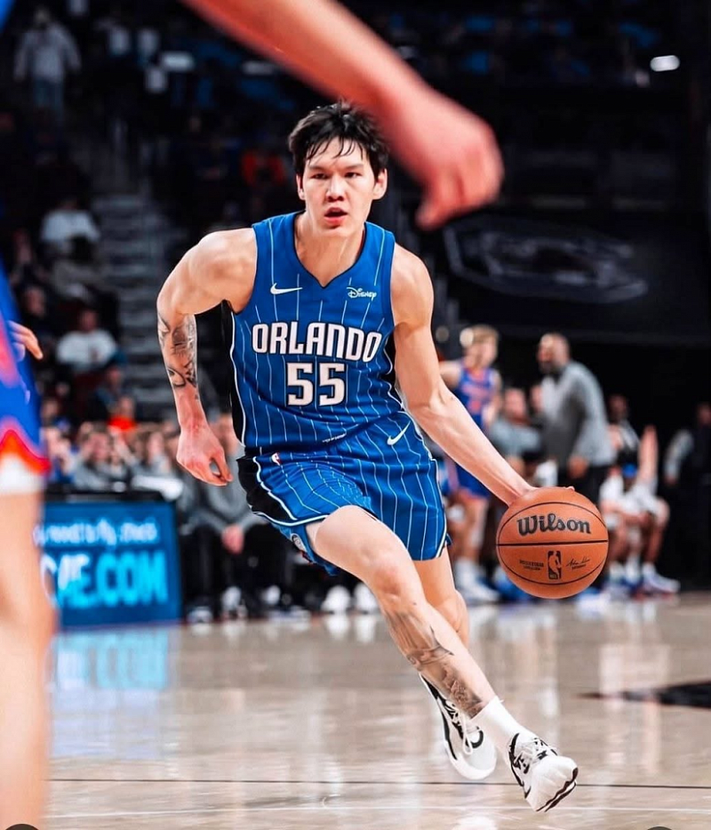 Монгол впервые вошел в состав клуба NBA