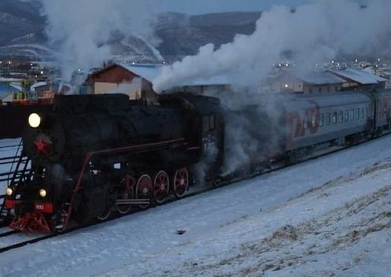 Поезд "Байкальский экспресс" совершит единственный зимний рейс по КБЖД в феврале 2024 года