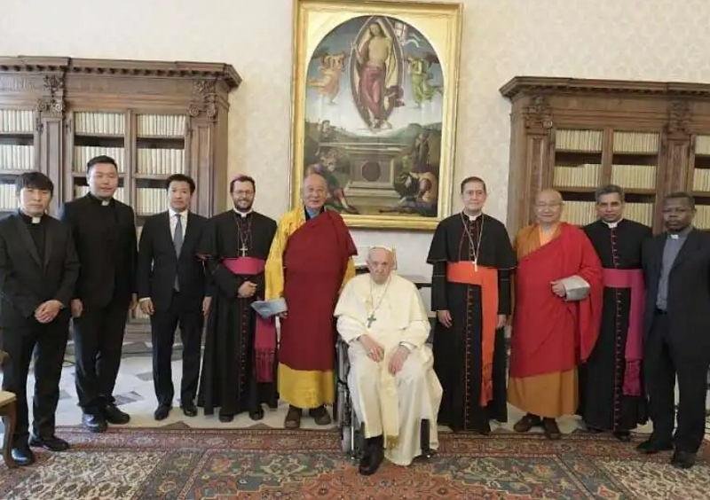 Папа Римский призвал монгольских католиков и буддистов содействовать миру