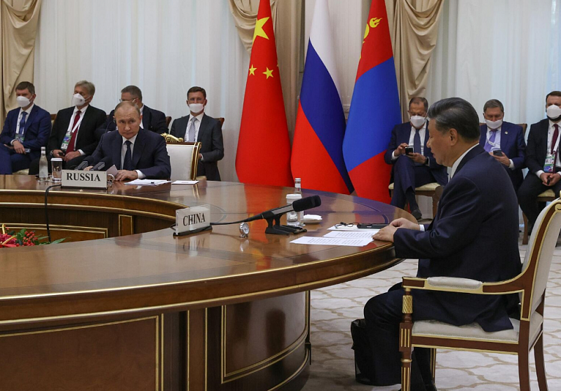 Китай надеется, что Монголия скоро примет решение о вступлении в ШОС