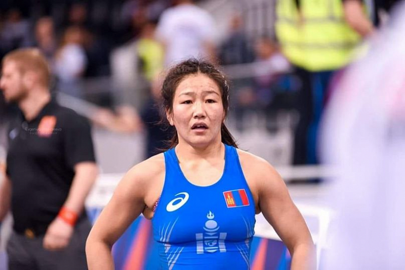 Монгольская спортсменка завоевала серебро на международном турнире по вольной борьбе
